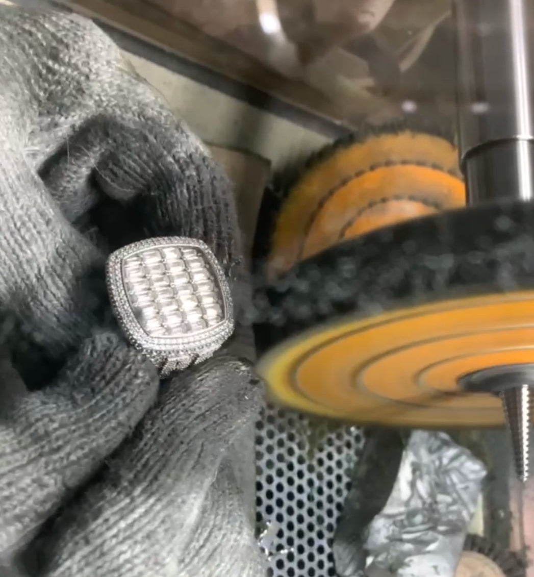 BF Custom Ring Polishing - Frozen Gold Jewellers