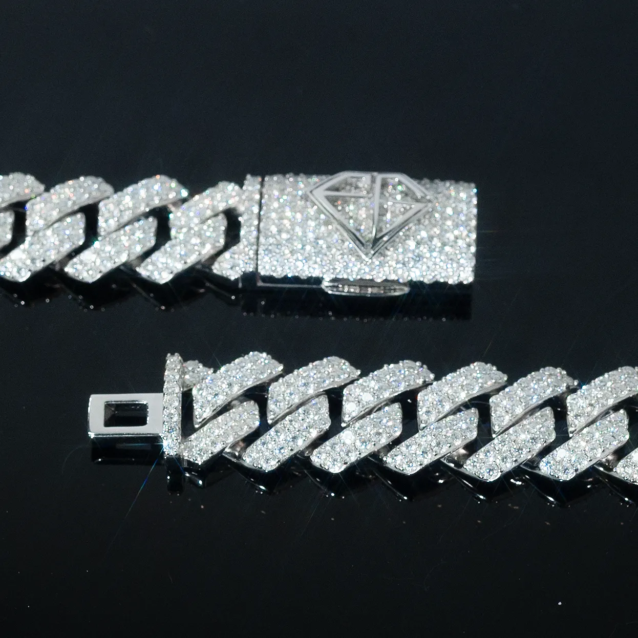 Iced Cuban chain · FG box clasp