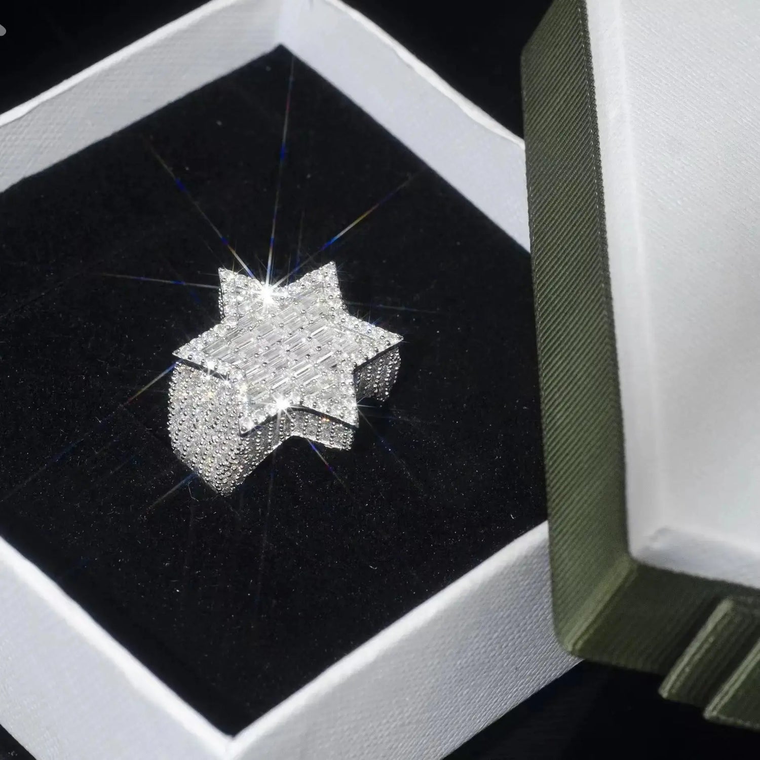 RINGS - Frozen Gold Jewellers