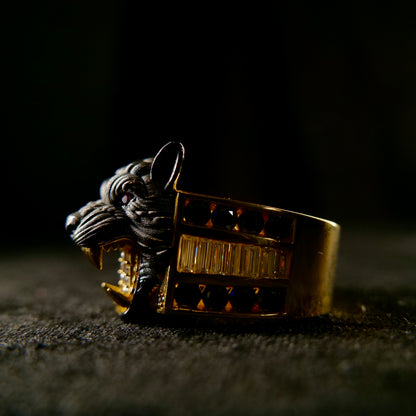 3D Wolf Head Ring facing left 2 - Frozen Gold Jewellers
